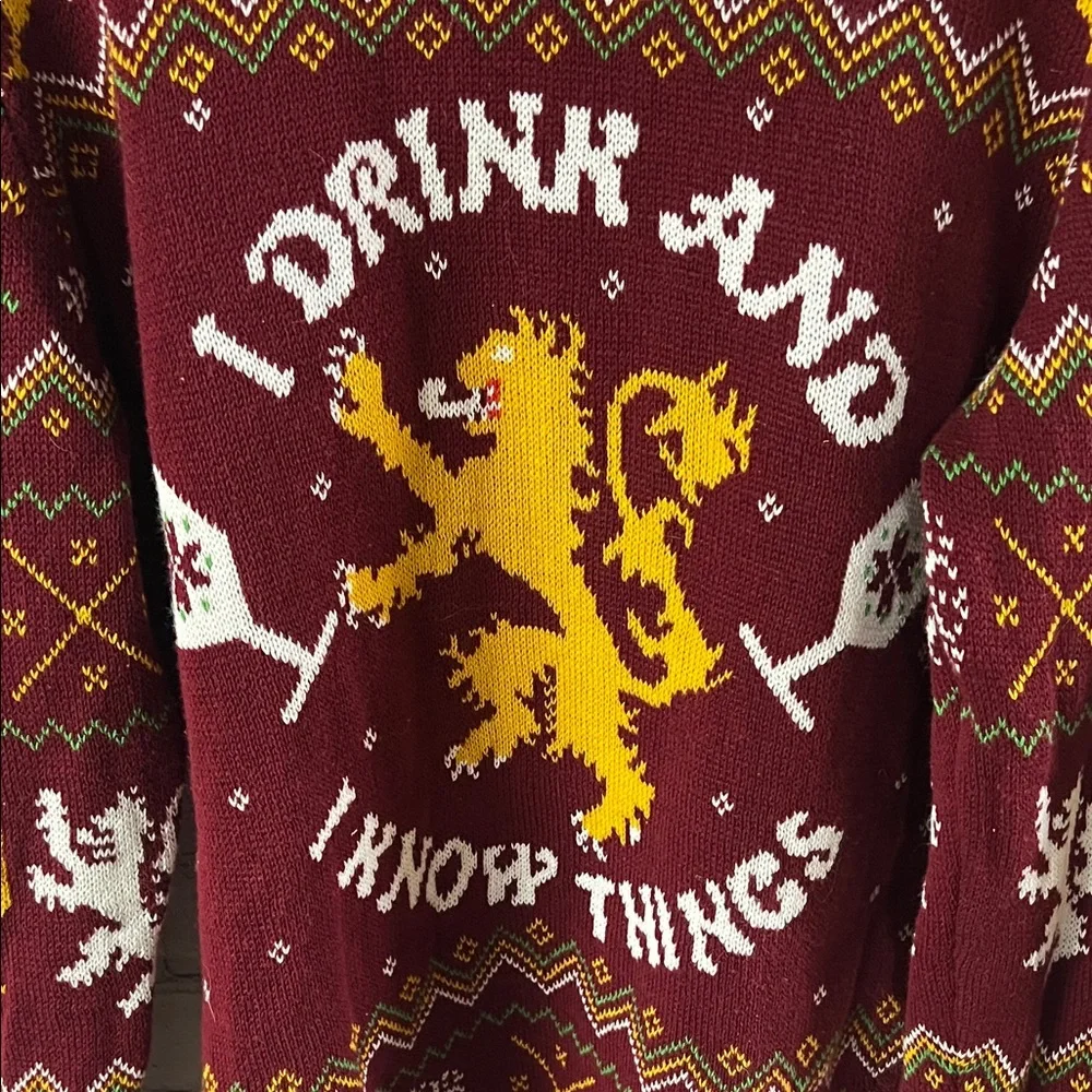 GAME OF THRONES Men's Medium Burgundy Sweater with Lion Design. UGLY SWEATER
